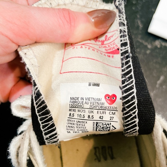 Comme Des Garcons PLAY Converse Unisex Chuck Taylor High Top Sneakers men’s 8.5 - Picture 9 of 11